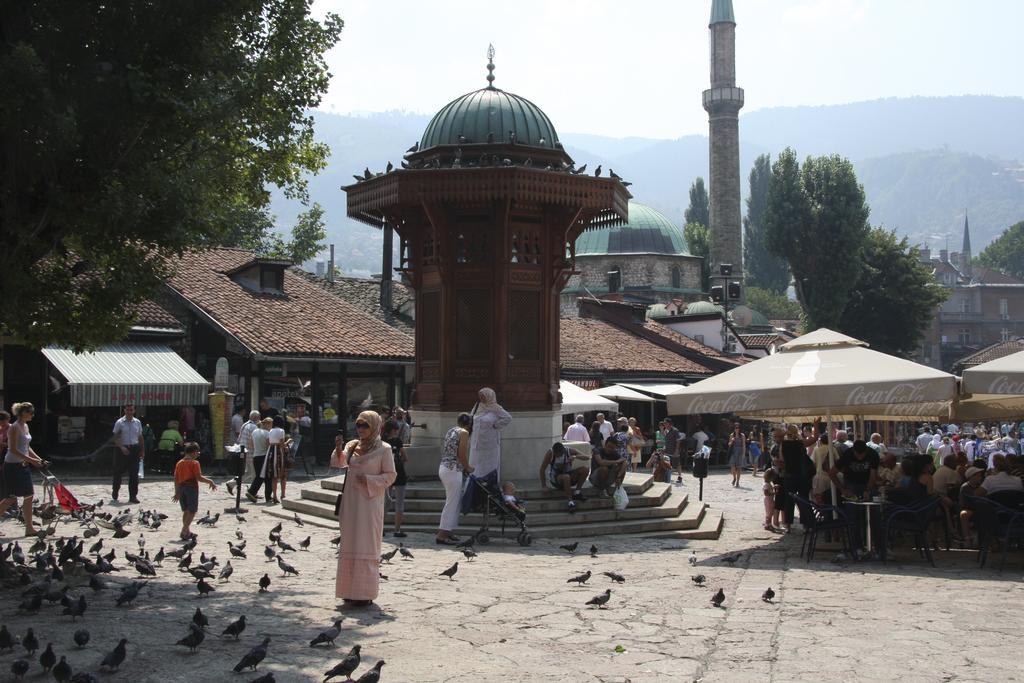 Apartments Center Sarajevo Bagian luar foto